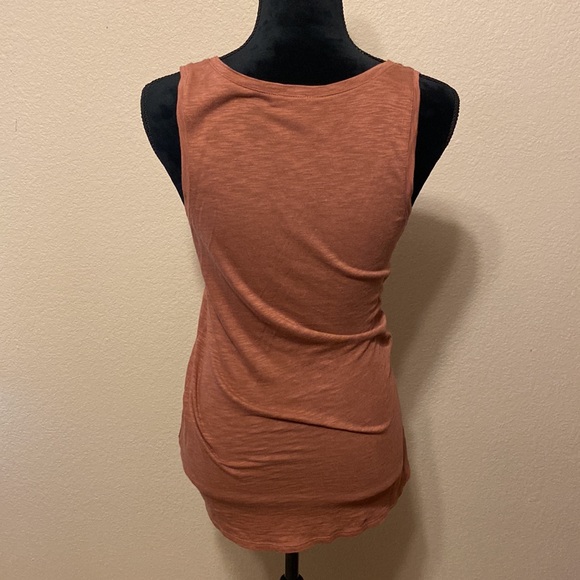 Express Front Tie Tank Top - Picture 3 of 7